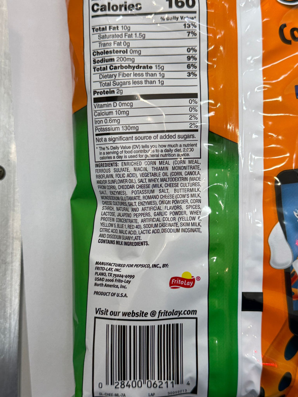 Cheetos Crunchy Cheddar Jalapeño Flavored Snacks 226g