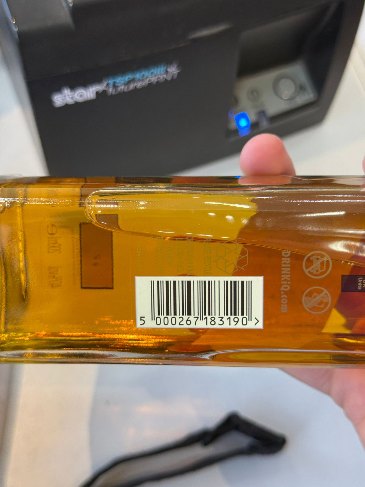 Johnnie Walker Black Label 200ml EAN barcode 5000267183190 | Asian Grocery UK