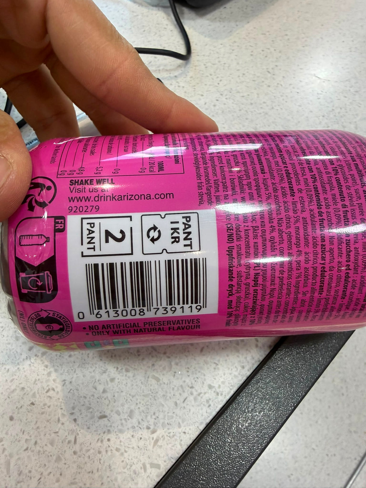 AriZona Strawberry Lemonade with Fruit Juice and Honey 500ml | Asian Grocery UK