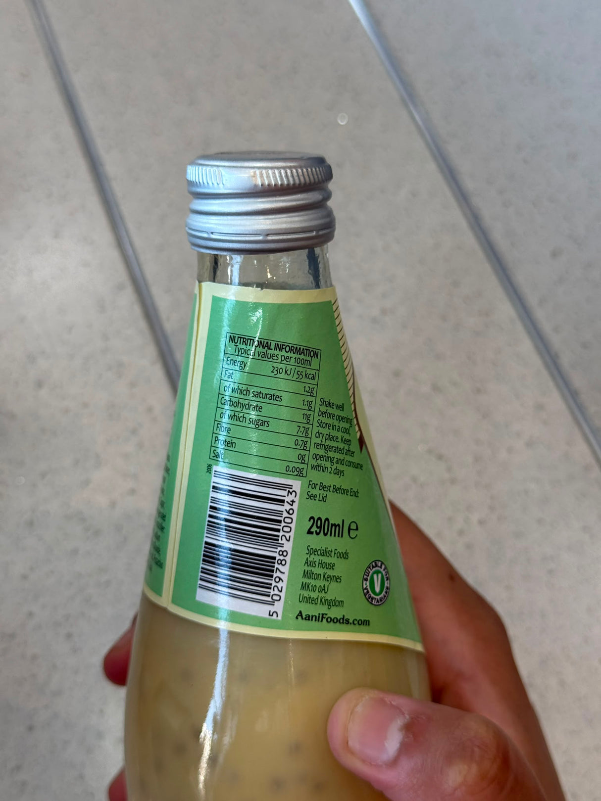Aani Pistachio Flavour Faluda Drink with Basil Seeds 290ml | Asian Grocery UK