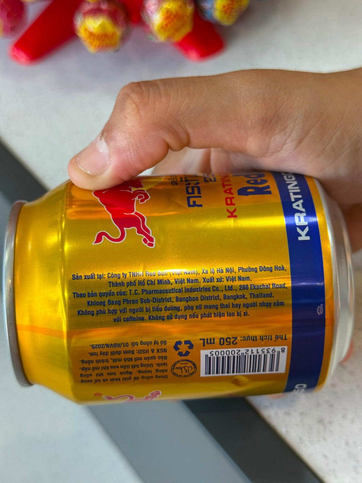 Red Bull Kratingdaeng 250ml Energy Drink (Vietnamese Edition) | Asian Grocery UK