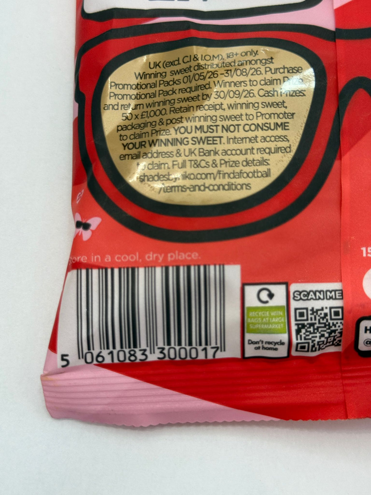 Shades by Niko Straight Up Strawberry Flavour Sweets 150g