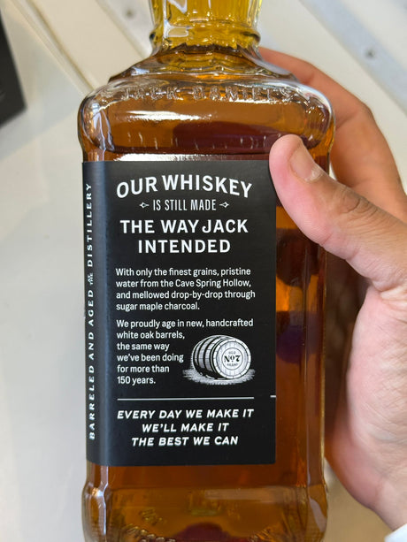 Jack Daniel's Old No.7 Tennessee Whiskey 700ml | Asian Grocery UK