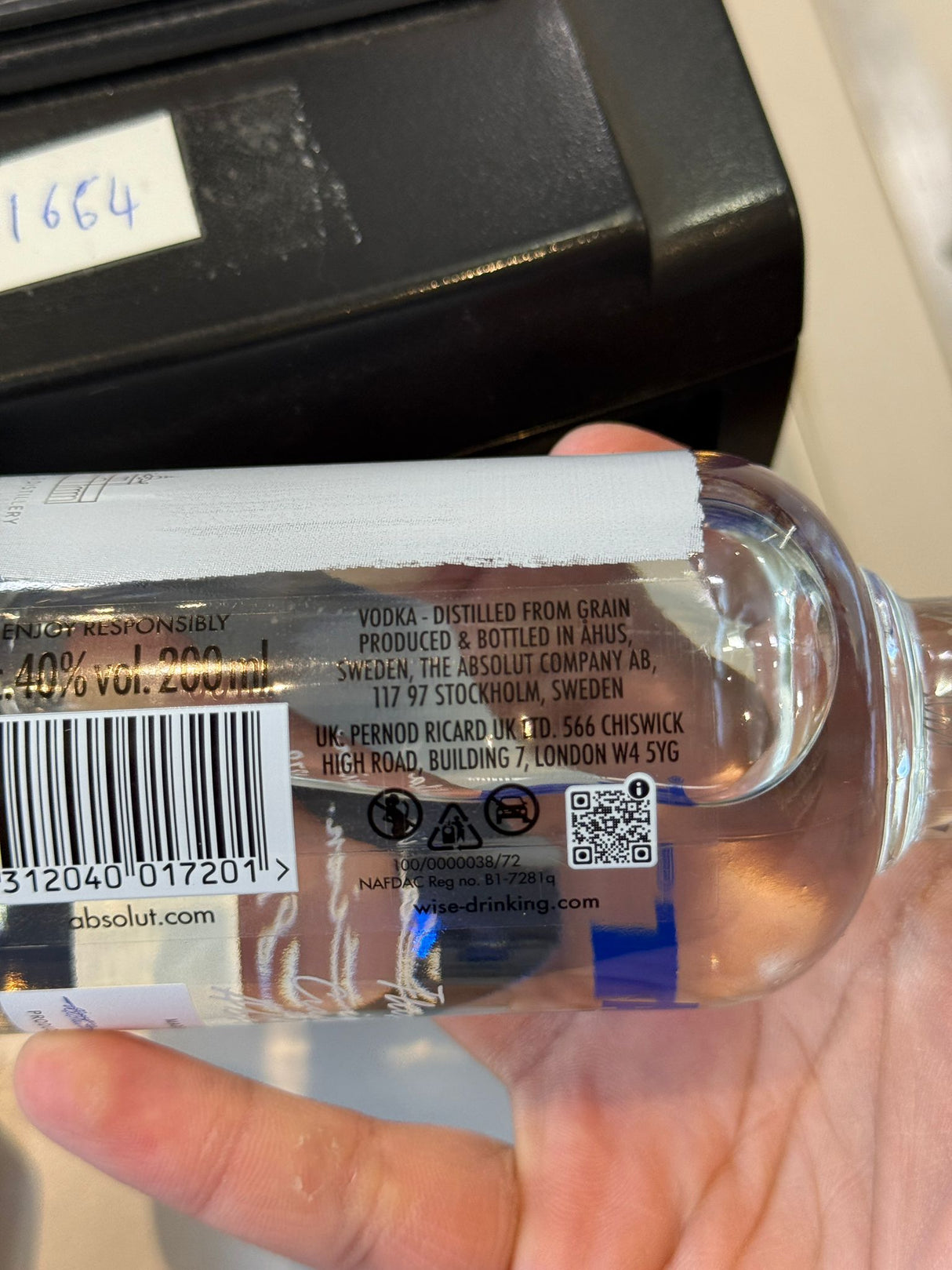 Absolut Vodka 200ml miniature bottle front label | Asian Grocery UK