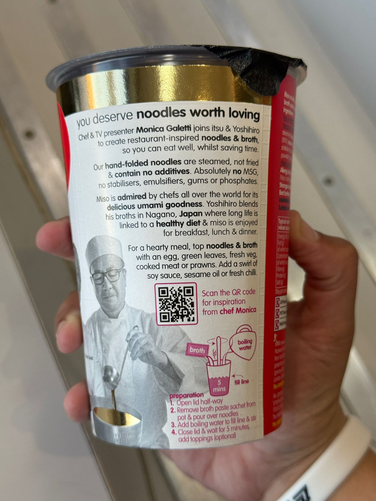 itsu Noodles & Broth Spicy Chick·n 64g cup front | Asian Grocery UK